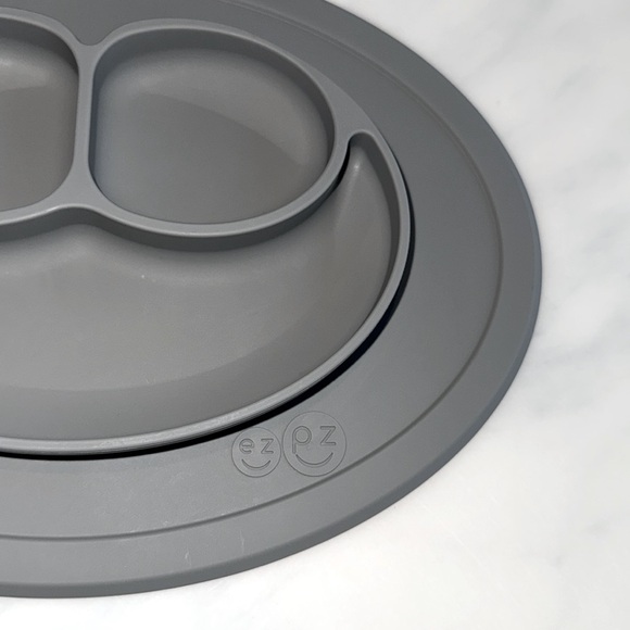 ez pz Mini Mat (6+ months), Mini Bowl (12+ months) & Tiny Cup (4+ months) Grey - Picture 2 of 7